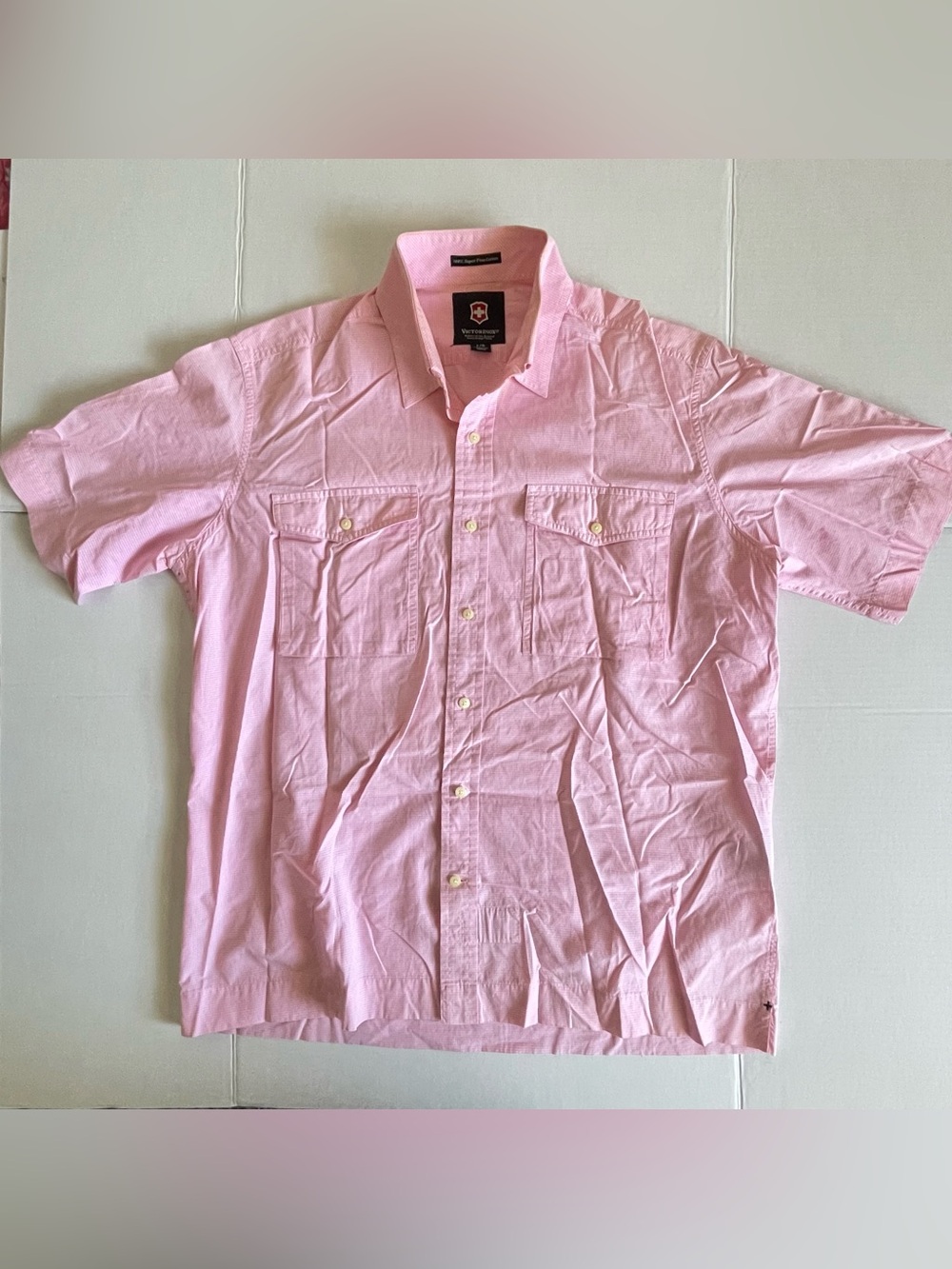 Victorinox Pink Plaid Men’s Button Up Short Sleeve Shirt - Pre-Owned - L Size